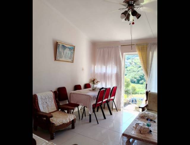 4 BEDROOM HOUSE FOR SALE IN NEWLANDS EAST